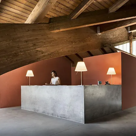 Ostello Scuderia La Colombera *