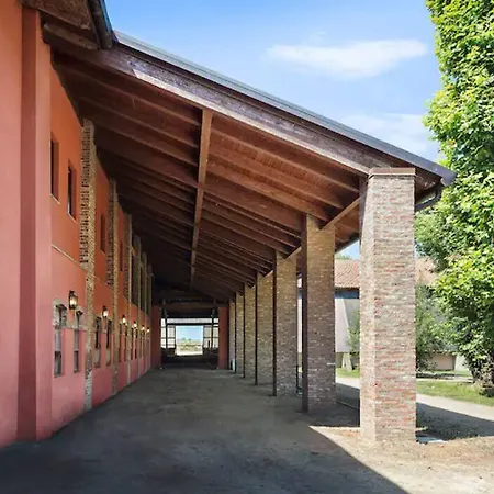 Ostello Scuderia La Colombera *